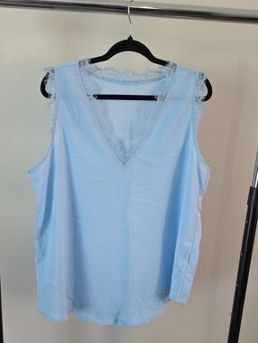 Light Blue Lace Trim Sleeveless V-Neck Tank 2XL